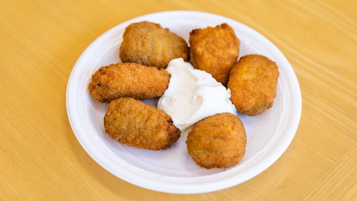 Jalapeño Poppers (6).