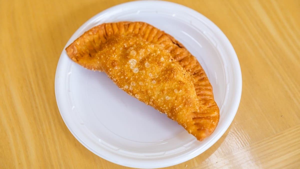 Cheesy Chili Empanada